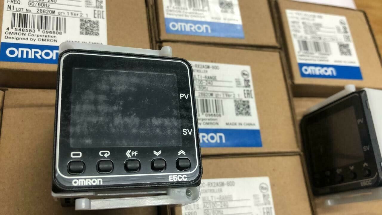 Omron E5CC-RX2ASM-800